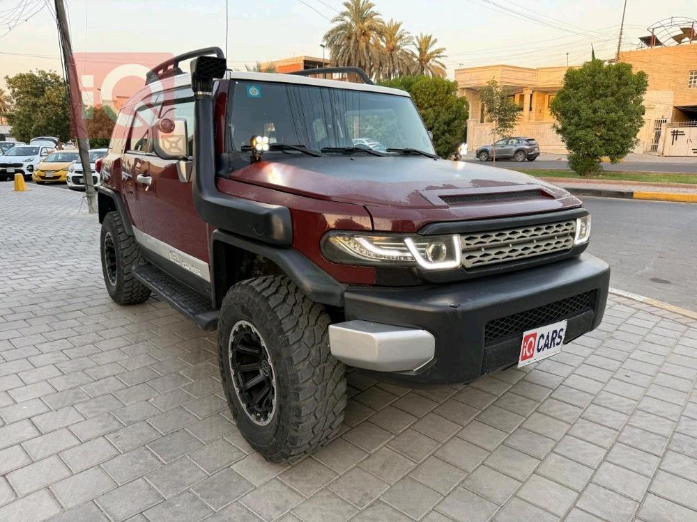 تويوتا إف جي كروزر